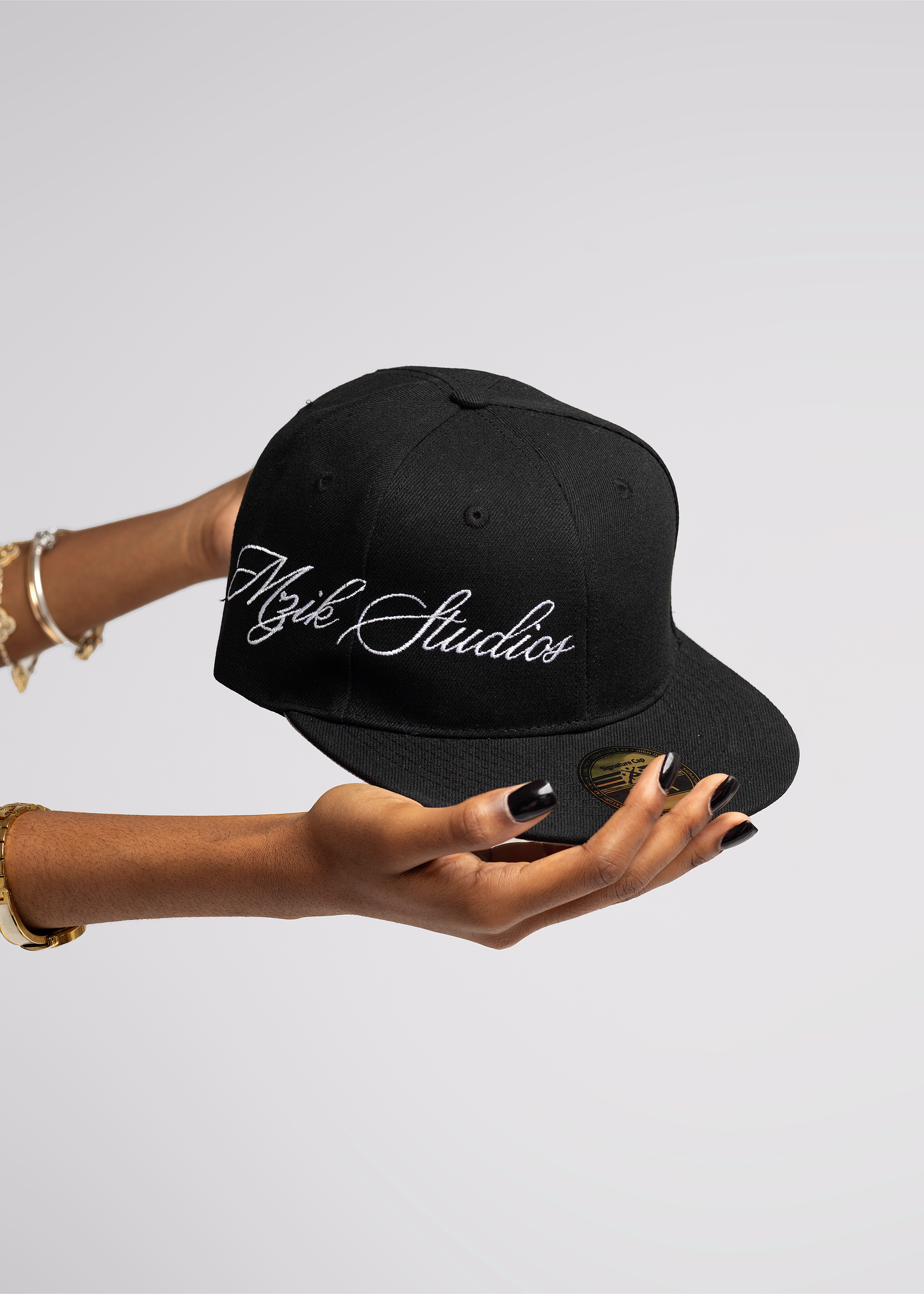 MZIK SIGNATURE FITTED CAP